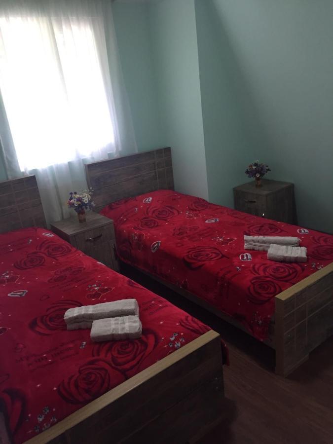 Mate Private Bathrooms Ushguli Esterno foto
