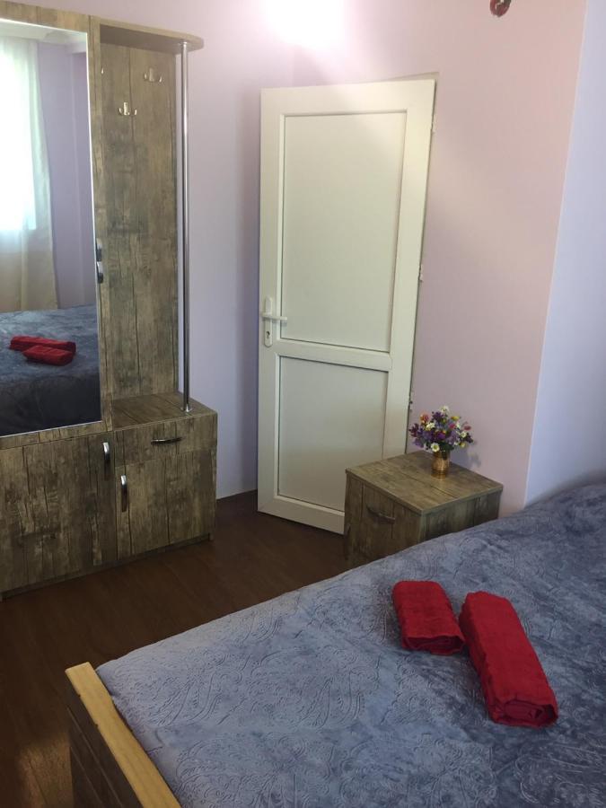 Mate Private Bathrooms Ushguli Esterno foto