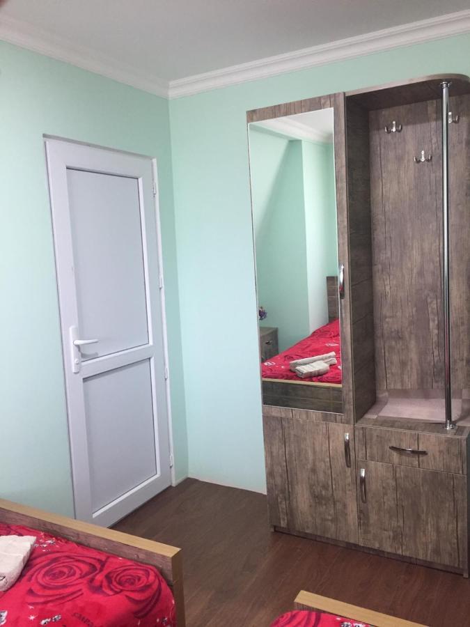 Mate Private Bathrooms Ushguli Esterno foto