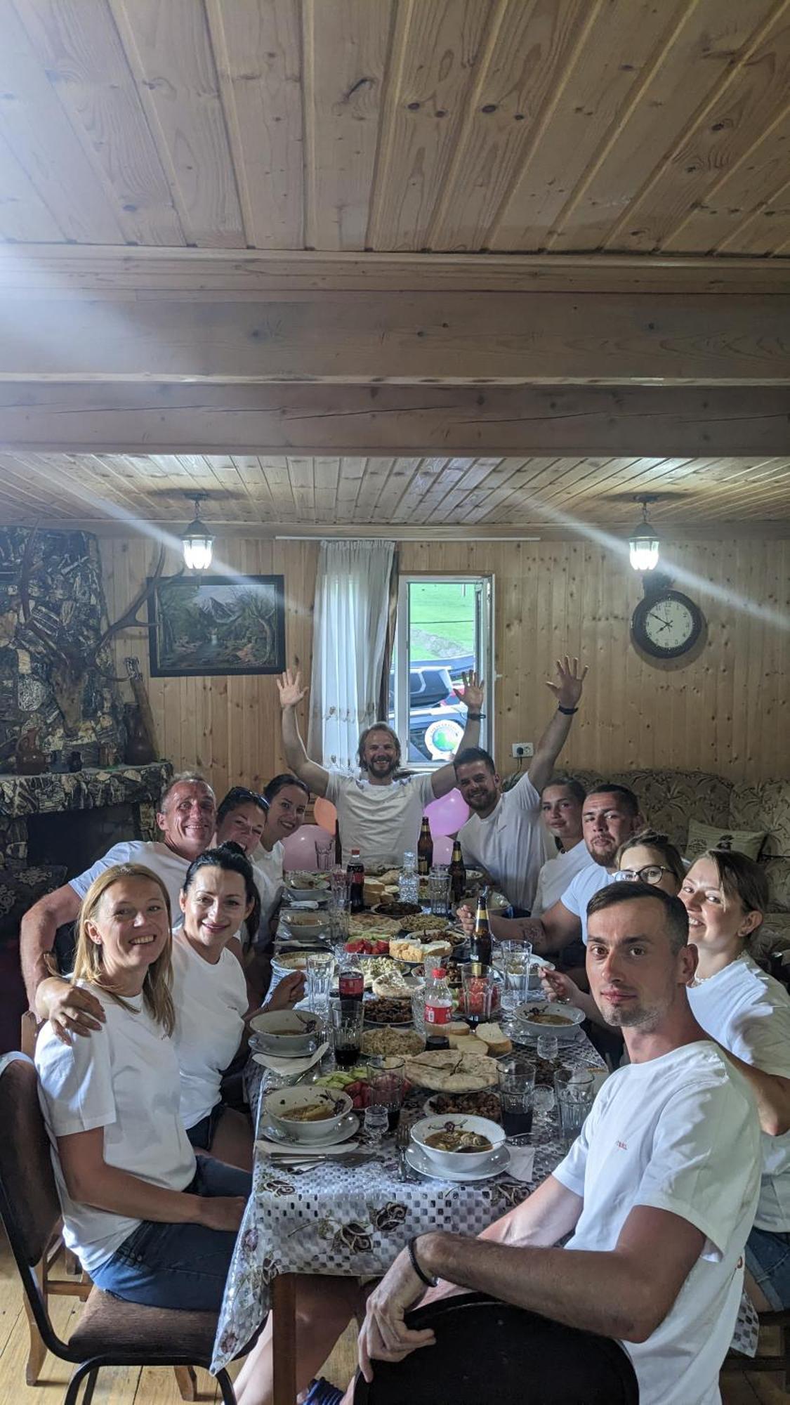 Mate Private Bathrooms Ushguli Esterno foto